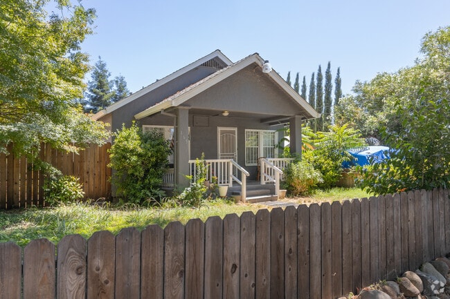 There are a lot of smaller craftsman style homes in the Mulberry area.