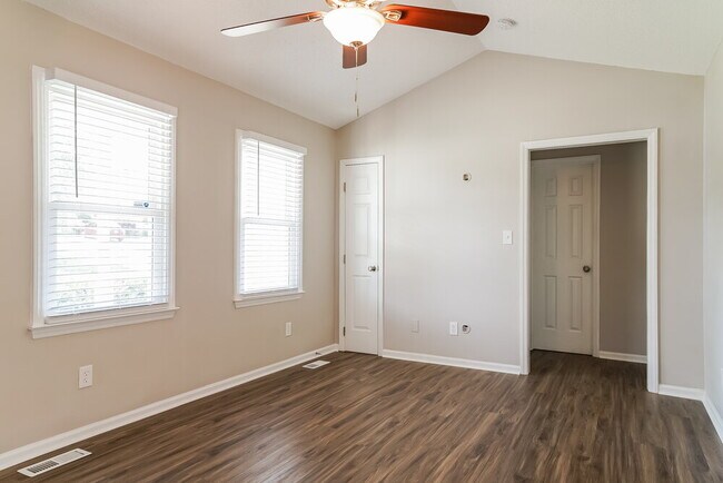 1024 Holly Pointe Dr, Wendell, NC 27591 - photo 4