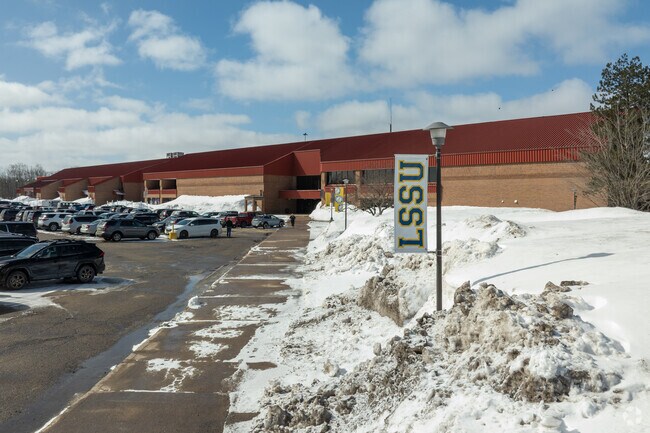 Watch a Lake Superior State University Lakers hockey team in Sault Sainte Marie.