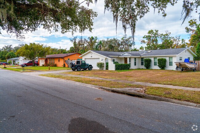 A row of ranch-style homes in Titusville emerged during the 1960s employment boom.
