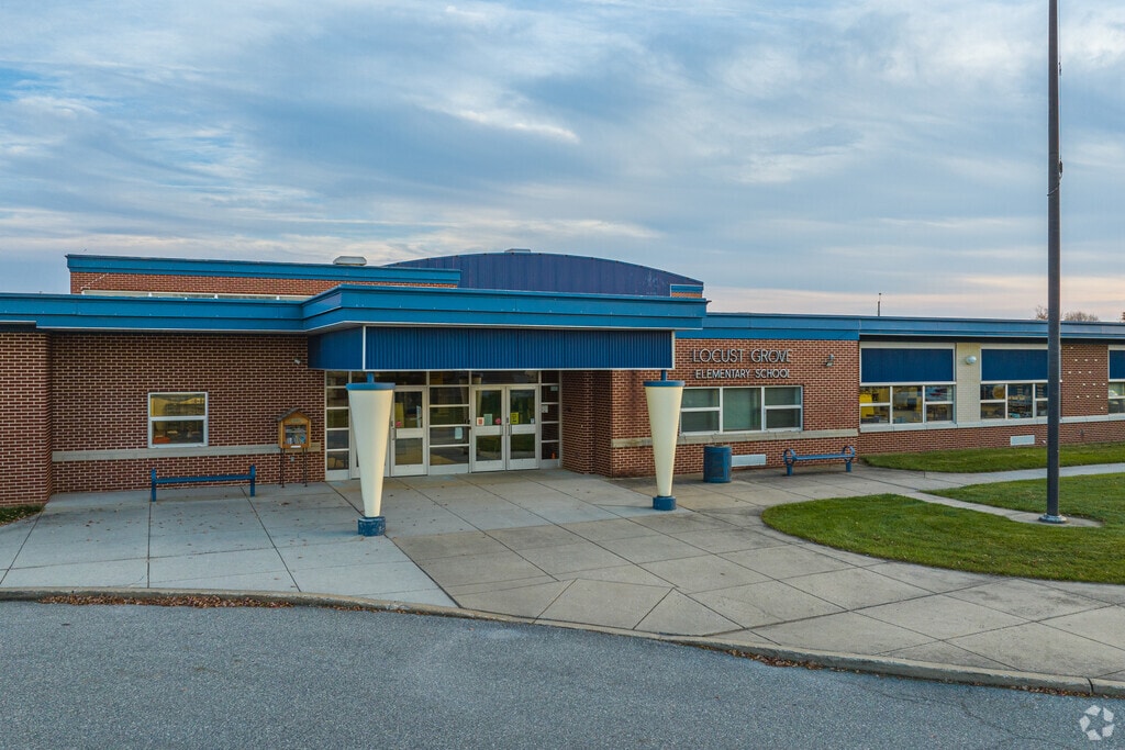 Locust Grove Elementary School hosts 410 students in grades K-6.