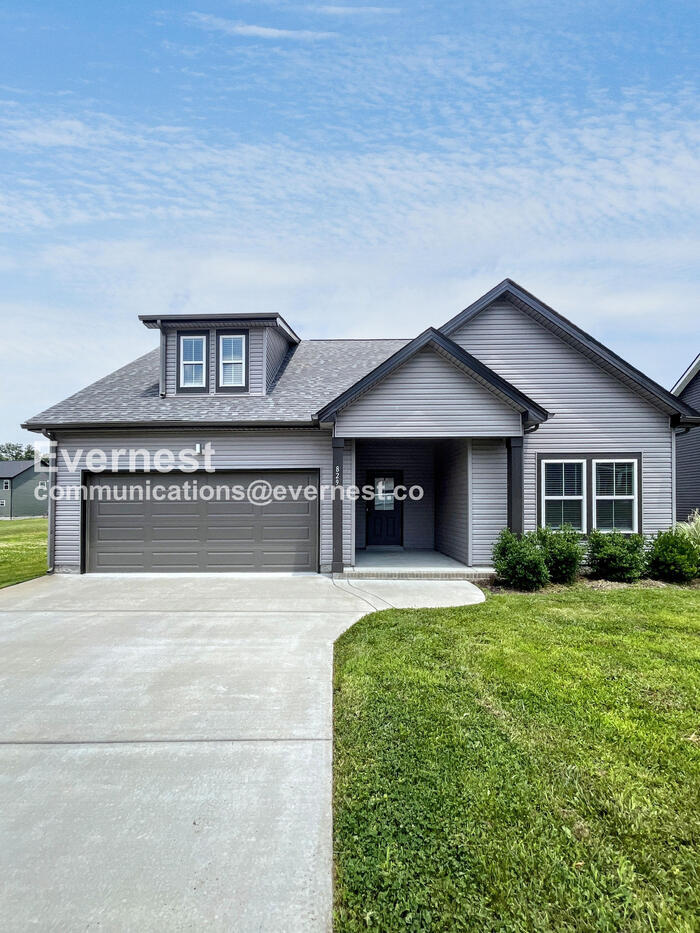 829 Marksman Ct, Clarksville, TN 37042 - photo 1