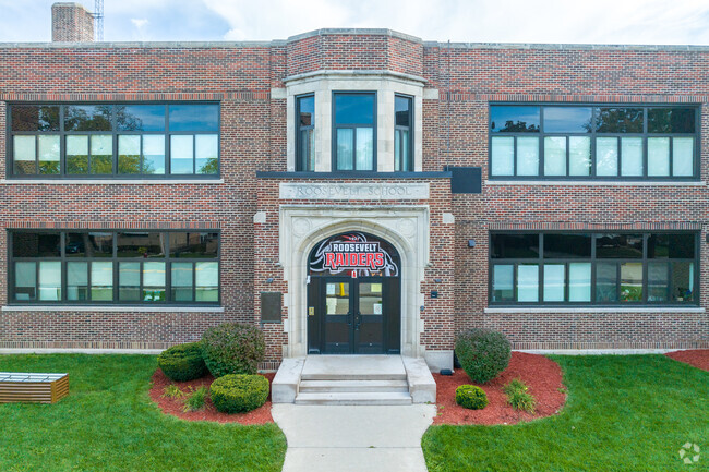 Roosevelt Elementary School serves grades PK, K-5.