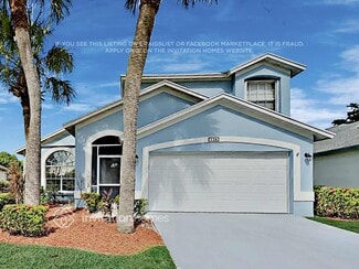 114 Hammocks Ct, Greenacres, FL 33413