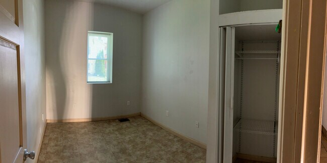 3623 Frazier St unit 1, Pittsburgh, PA 15213 - photo 2