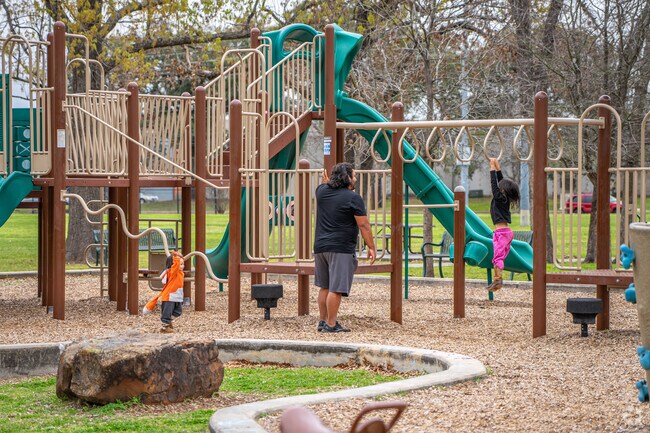 Families often visit Jaycee Park in Houston for recreational activities.