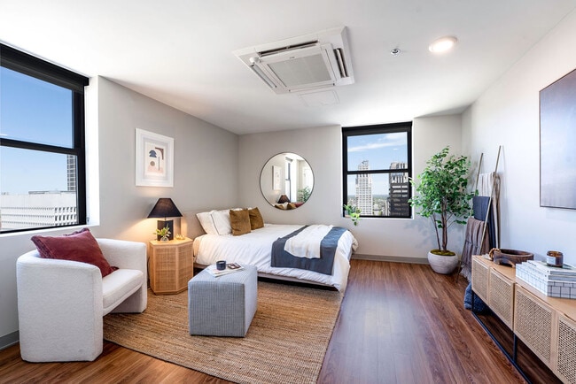 The Mark, Kansas City, MO 64105 - photo 2