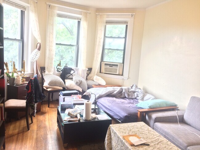 382 Riverway unit 26, Boston, MA 02115 - photo 2