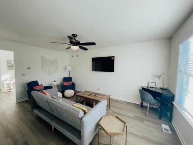 424 Sioux Trail unit B, Columbia, TN 38401 - photo 3