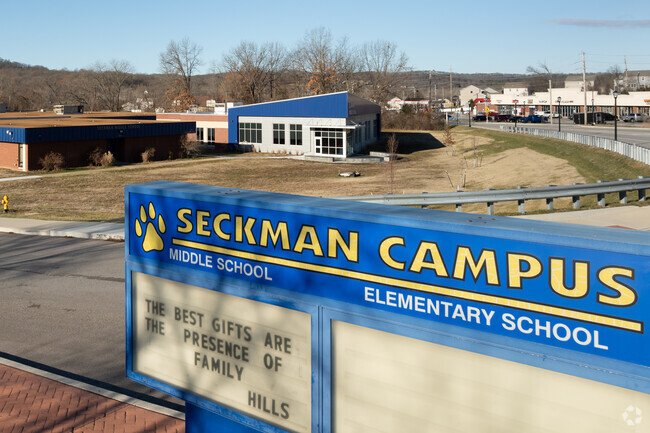 Seckman Middle School in Imperial, MO offers various clubs and activities for students.
