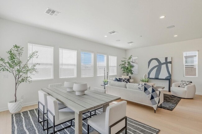 11139 E Ulysses Ave, Mesa, AZ 85212 - photo 4