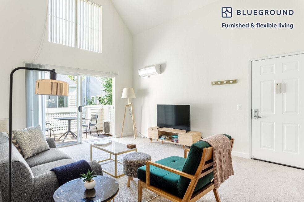 900 Pepper Tree Ln unit FL2-ID362, Santa Clara, CA 95051 - photo 1