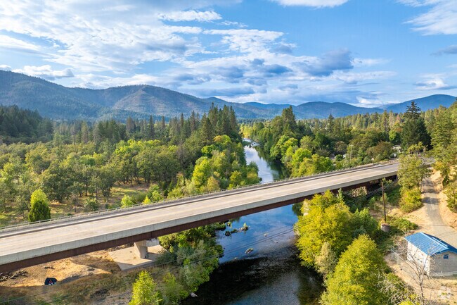 The Illinois River runs through nearby Cave Junction providing great fishing to the area.