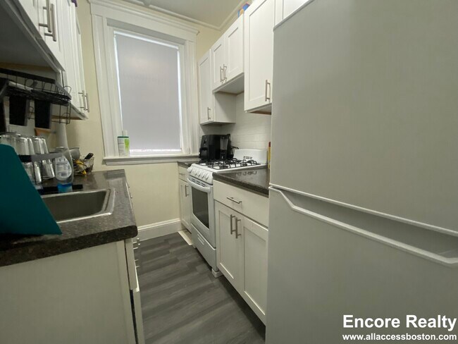 1175 Boylston St unit 29, Boston, MA 02215 - photo 2