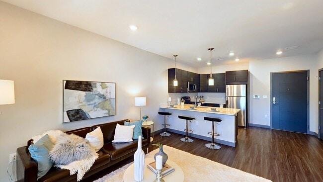 University Square North, Salem, MA 01970 - photo 2