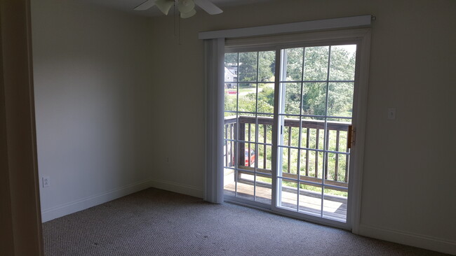 1211 Grants Dr unit 1107, Morgantown, WV 26505 - photo 2