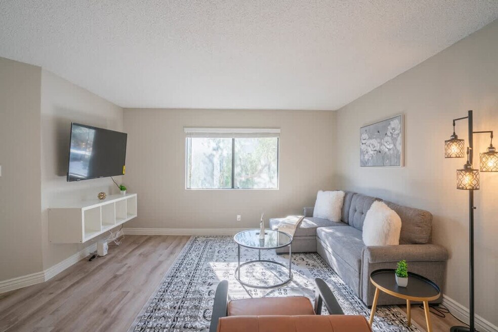 8550 E Mcdowell Rd unit ID1263114P, Scottsdale, AZ 85257 - photo 1