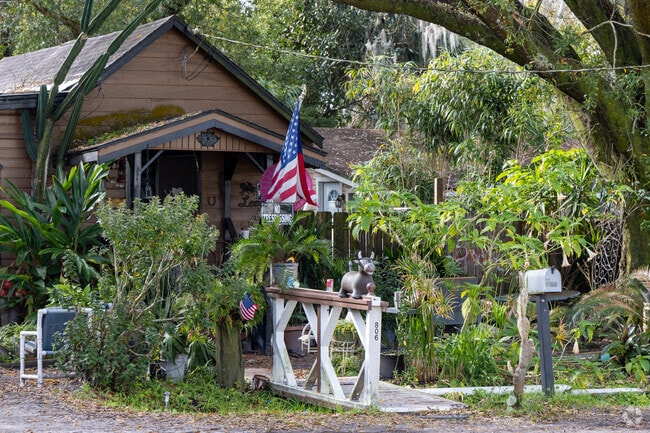 Locals adorn their front yards with figurines and more in Spring Park.
