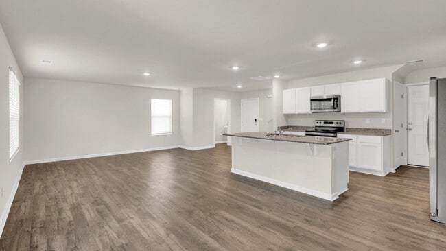 949 Jerry Price Dr, Knoxville, TN 37920 - photo 4