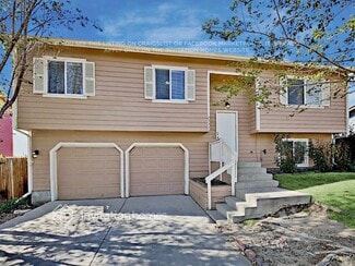 2333 Fairplay St, Aurora, CO 80011