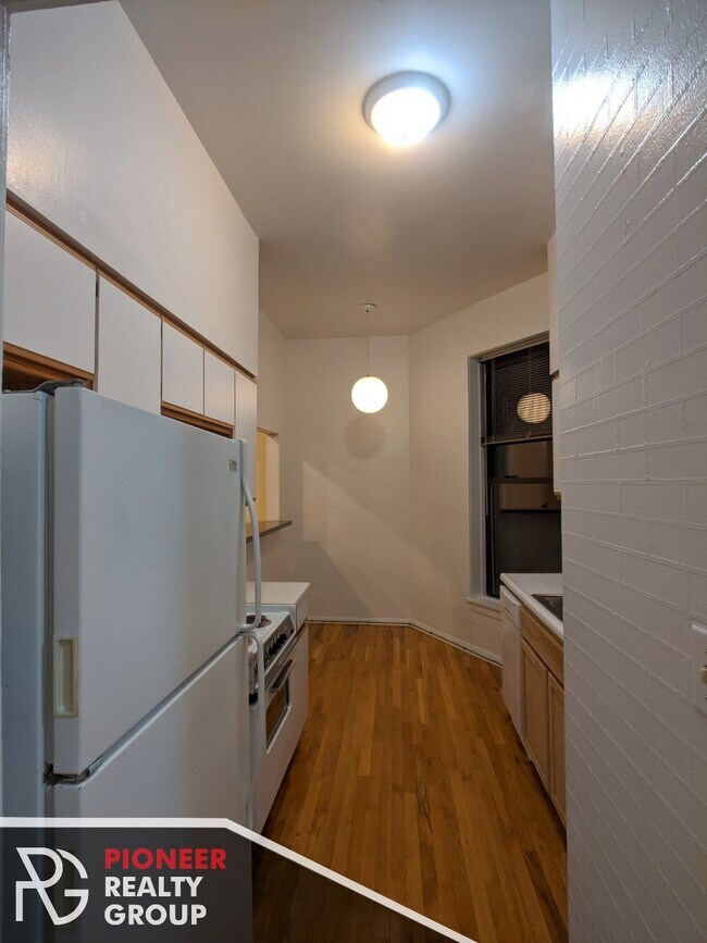 1427 N Dearborn St unit 1425-A1, Chicago, IL 60610 - photo 5