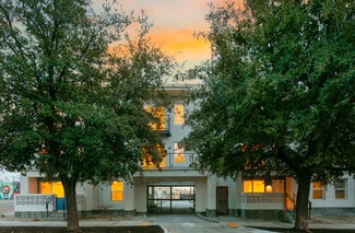 201 Yale Blvd SE, Albuquerque, NM 87106