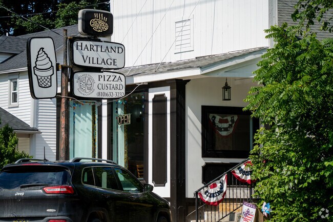 Hartland Village Pizza & Custard serves up local favorites like pizza pies and frozen custard.