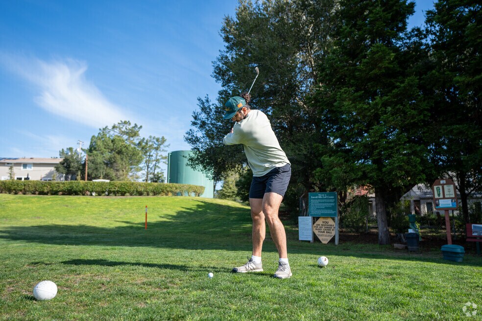 NH_Emerald_Hills_504135_04222024_P2
