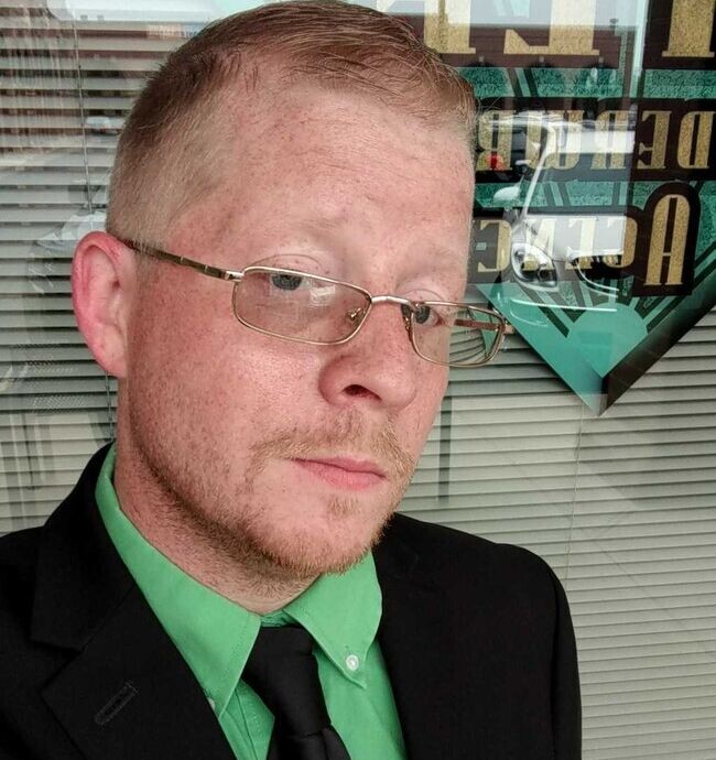 Agent Photo