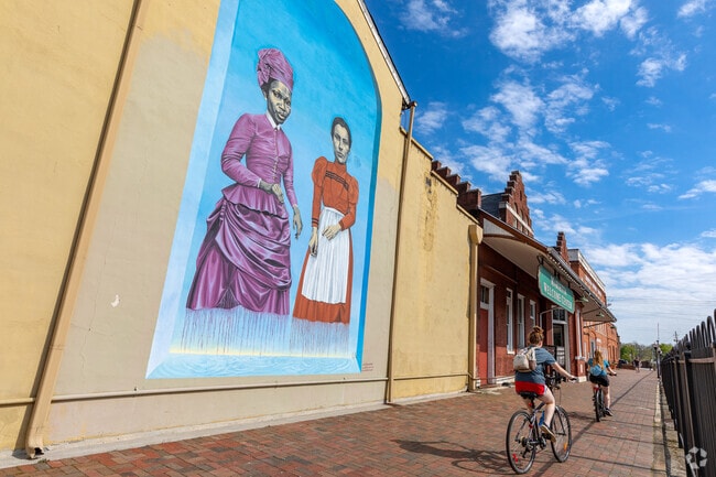 Art and outdoor activities in downtown Marietta, GA.