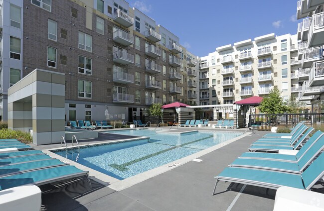 Flux Apartments, Minneapolis, MN 55408 - photo 7