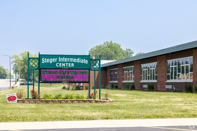 Steger Intermediate Center serves grades 2-4 in West Steger.
