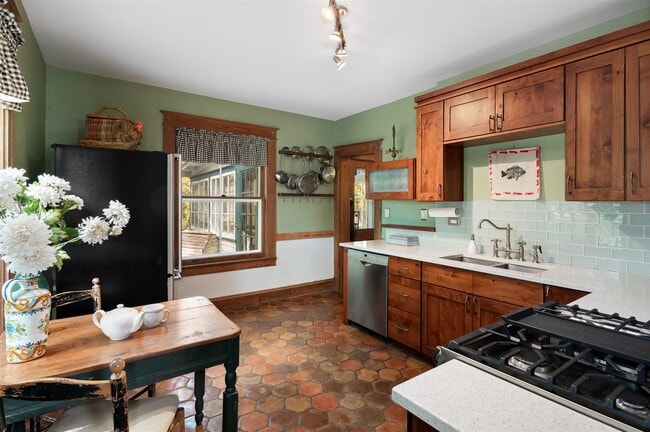 703 Church Ave, Germantown, NY 12526 - photo 5