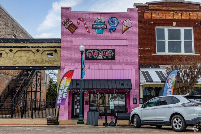 The Kandy Bank is a vintage style candy and ice cream shop located on Main Street in Humboldt.