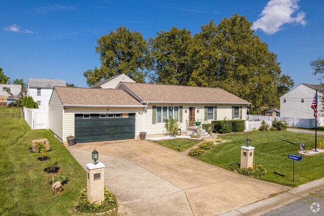 Ranch-style homes are the most popular option for residents of Minquadale.