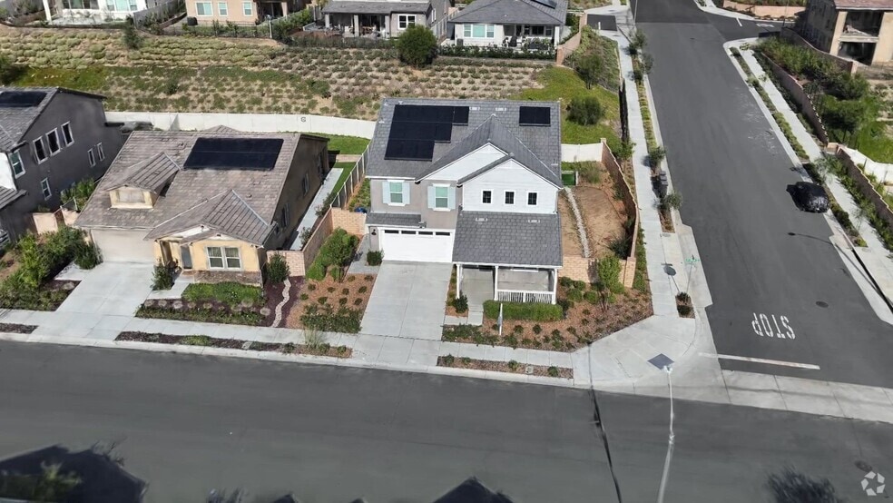 39478 Verbena Way, Temecula, CA 92591 - photo 2