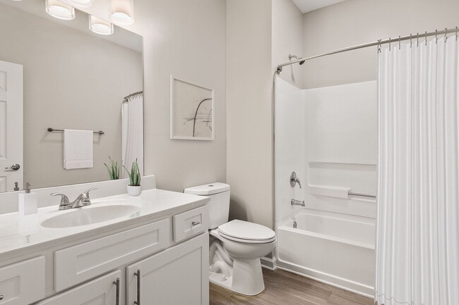 C203310_Villas_at_West_Ridge_518_BATH2_03_VS