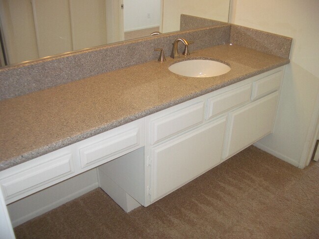 7211 Cozycroft Ave unit Condo, Winnetka, CA 91306 - photo 7