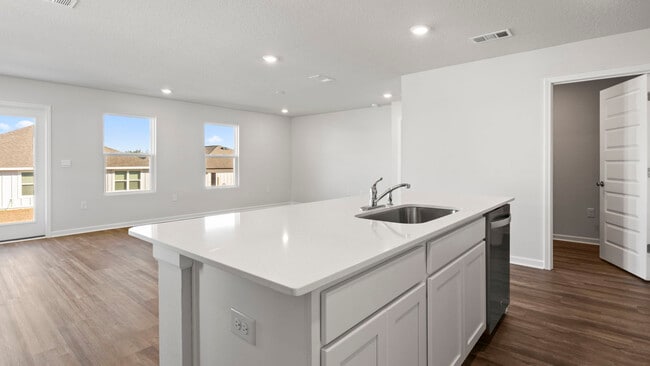 3547 Fallschase Blvd, Bellview, FL 32526 - photo 5