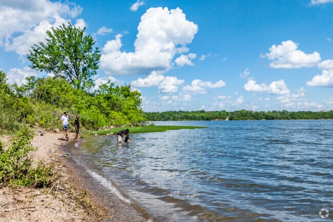 Longview Lake is a great place to relax on those hot summer days.