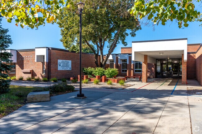 Pawnee Elementary School serves students in grades K-5, many of whom are bilingual.