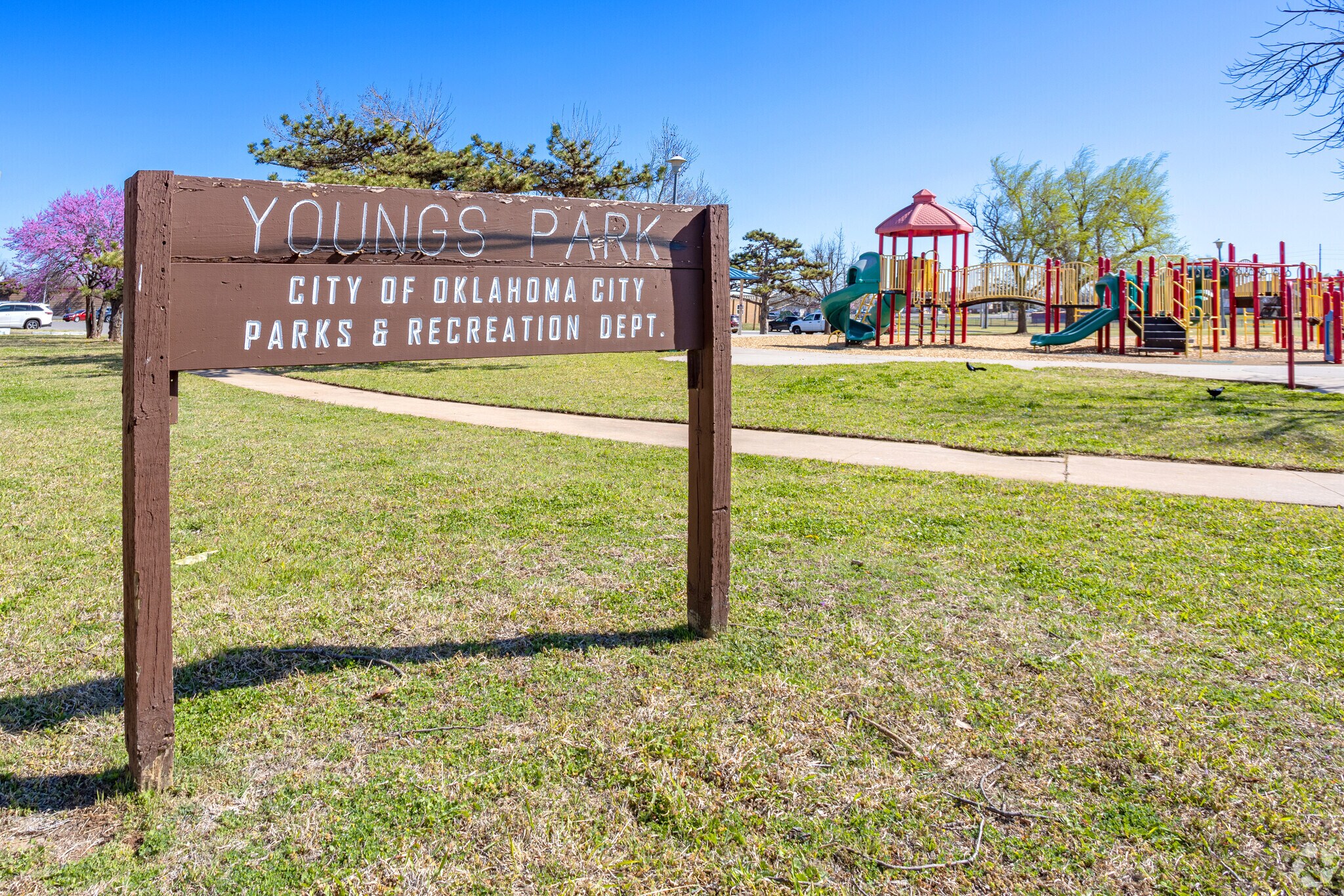 Welcome to Youngs Park located in  the Jackson Neighborhood.