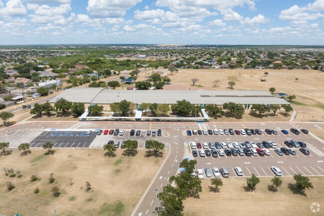 Ruiz Elementary School hosts grades Pre-K to 5th grade in south Laredo, Tx area.