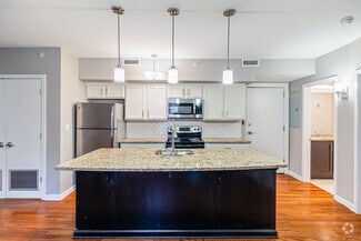 459 Locust Ave, Charlottesville, VA 22902