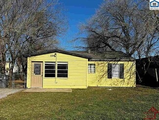 2309 SW I Ave, Lawton, OK 73505
