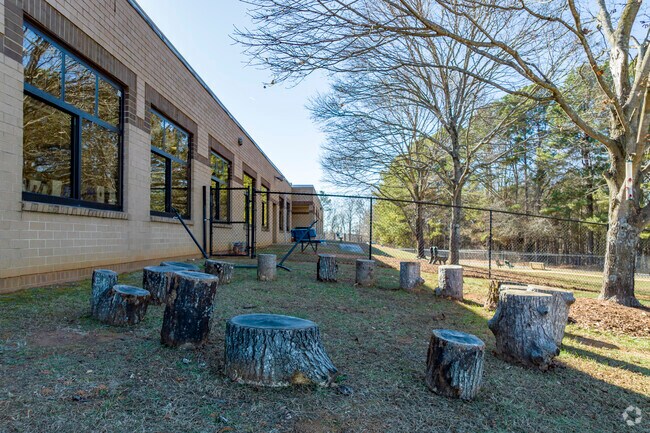Jefferson Elementary School outdoor classroom.