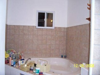 9 Chestnut Ln Unit 2, Brockton, MA 02301