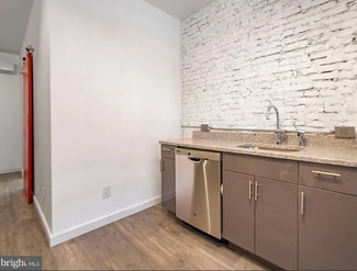1041 S Paxon St Unit 1st Floor, Philadelphia, PA 19143