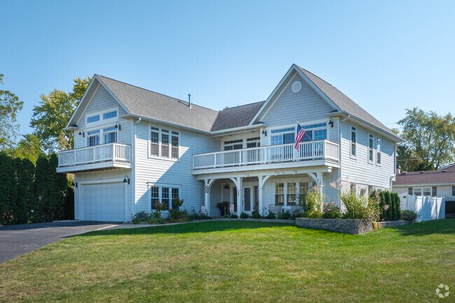 Loch Lomond features large homes with large yards that face the lake.