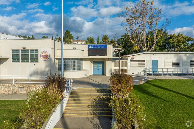 Capistrano Union High School serves students from grades 9-12.